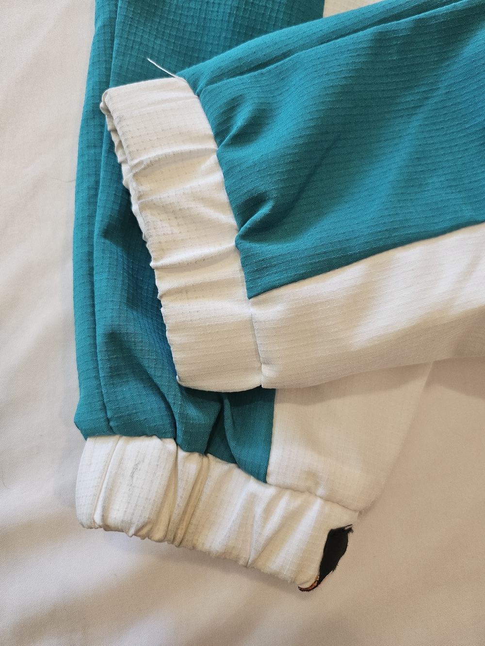 ellesse Colorblock Cropped Windbreaker Jacket - White/Red/Blue/Teal - Picture 6 of 7